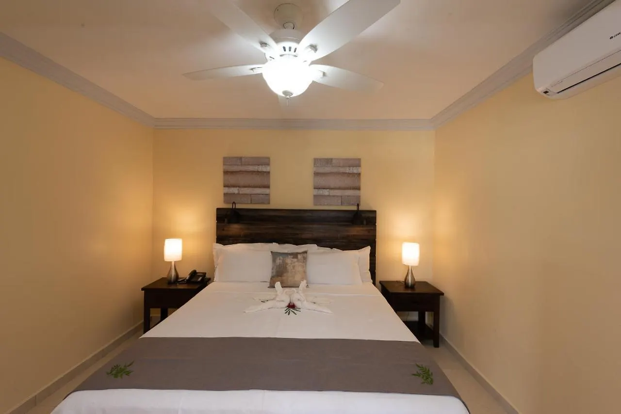 Baker'S Suites Bahía de Simpson
